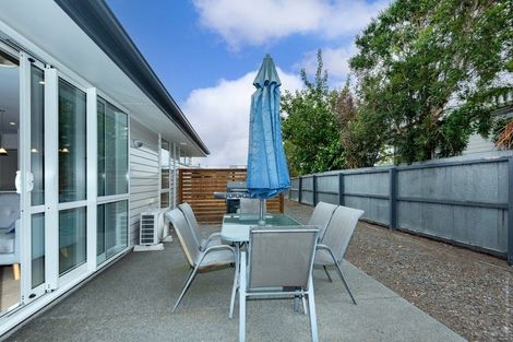 Photo of property in 10 Bideford Place, Dallington, Christchurch, 8061