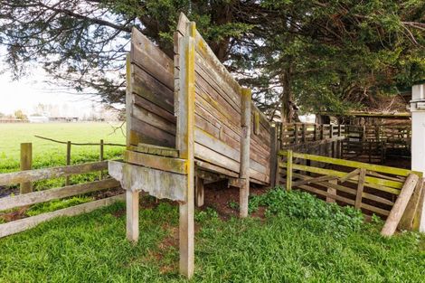 Photo of property in 161 Cemetery Road, Sanson, Palmerston North, 4479