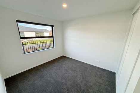 Photo of property in 2 Riroriro Lane, Halswell, Christchurch, 8025