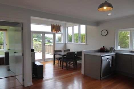 Photo of property in 50 High Street, Island Bay, Wellington, 6023