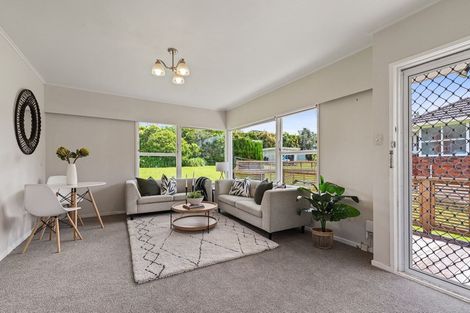 Photo of property in 2/5 Margaret Place, Milford, Auckland, 0620