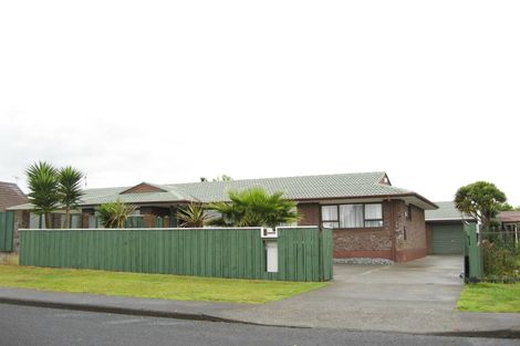 Photo of property in 55 Chichester Drive, Rosehill, Papakura, 2113