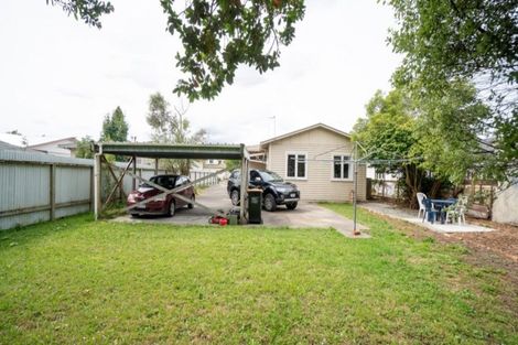 Photo of property in 32 Marne Street, Hokowhitu, Palmerston North, 4410