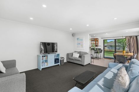 Photo of property in 37 Flower Street, Bryndwr, Christchurch, 8053