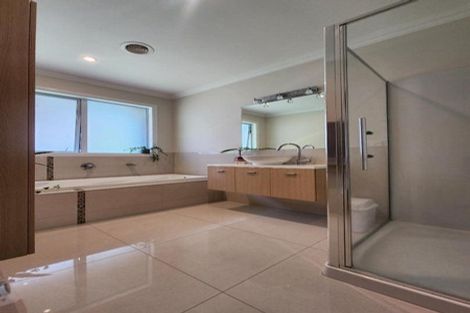 Photo of property in 479b Carrington Road, Hurworth, New Plymouth, 4371