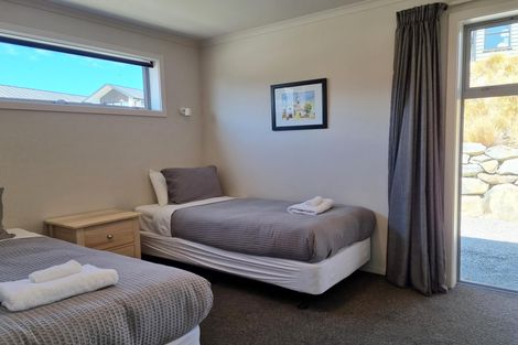 Photo of property in 22 Mistake Drive, Lake Tekapo, 7999