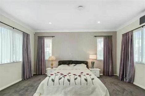 Photo of property in 32 Westerham Drive, Dannemora, Auckland, 2016