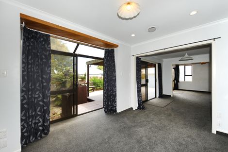 Photo of property in 100 Ascot Avenue, North New Brighton, Christchurch, 8083