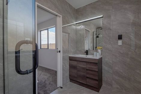 Photo of property in 10 Rockpool Road, Orewa, 0931