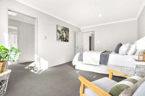 Photo of property in 100 Shakespeare Street, Leamington, Cambridge, 3432