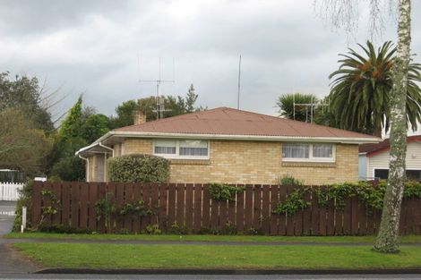 Photo of property in 2/63 Te Aroha Street, Hamilton East, Hamilton, 3216