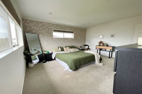 Photo of property in 18 Lake Drive, Karaka, Papakura, 2113