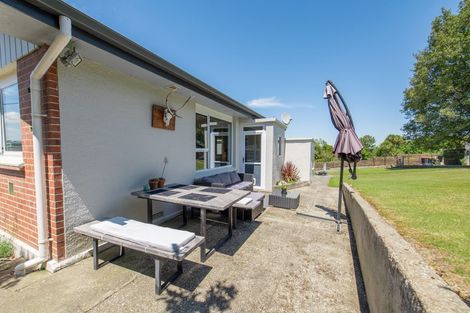 Photo of property in 98 Frank Street, Gore, 9710