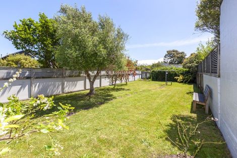 Photo of property in 83b Golf Road, Paraparaumu Beach, Paraparaumu, 5032
