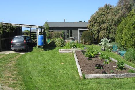 Photo of property in 260 Hannaton Road, Waimate, 7980