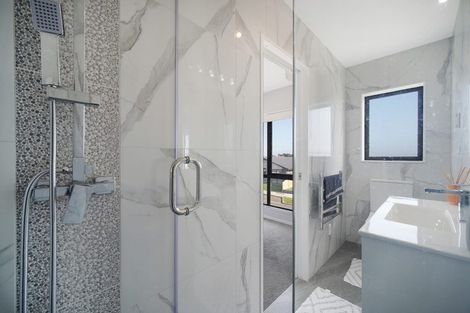 Photo of property in 20 Survila Street, Takanini, 2110