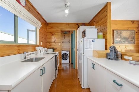 Photo of property in 528 Matarangi Drive, Matarangi, Whitianga, 3592