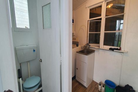 Photo of property in 53 Rhodes Street, Waimate, 7924