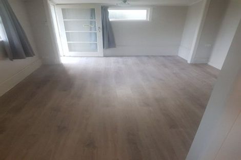 Photo of property in 7 Kia Ora Road, Beach Haven, Auckland, 0626