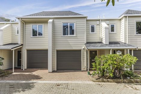 Photo of property in 16 Lawson Place, Mount Victoria, Wellington, 6011