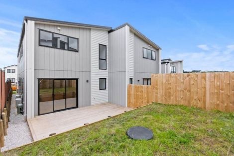 Photo of property in 5a Frontier Lane, Flat Bush, Auckland, 2019