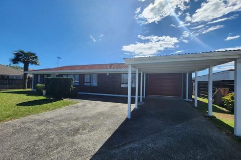 Photo of property in 13a Cameron Street, Papakura, 2110