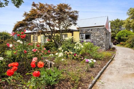 Photo of property in 543 Manutahi Road, Lepperton, New Plymouth, 4373