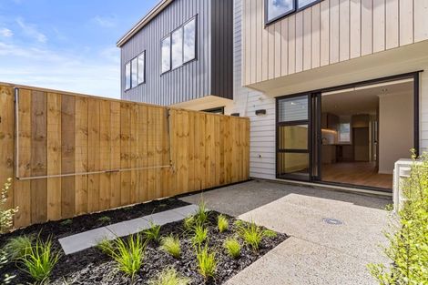 Photo of property in 1092c Great North Road, Point Chevalier, Auckland, 1022