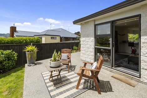 Photo of property in 40 Navigation Drive, Whitby, Porirua, 5024