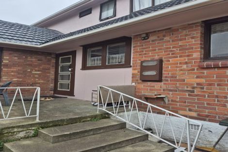 Photo of property in 48 Taikata Road, Te Atatu Peninsula, Auckland, 0610