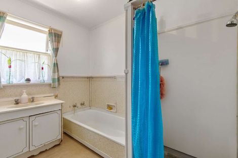 Photo of property in 76 Turner Drive, Western Heights, Rotorua, 3015