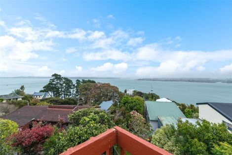 Photo of property in 2/41 Telstar Place, Beach Haven, Auckland, 0626