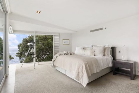 Photo of property in 11a Bournemouth Terrace, Murrays Bay, Auckland, 0630