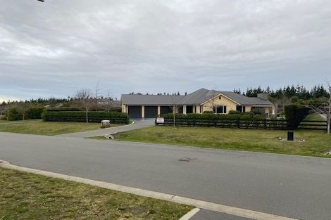 Photo of property in 8 Rossington Drive, West Melton, 7618