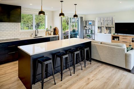 Photo of property in 10 Topsail Way, Whitby, Porirua, 5024