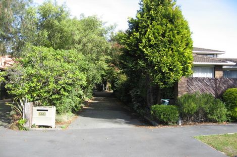 Photo of property in 27b Montclare Avenue, Ilam, Christchurch, 8041