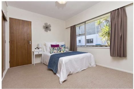 Photo of property in 2/63 The Boulevard, Sunnyhills, Auckland, 2010