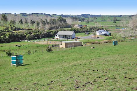 Photo of property in 533 Settlement Road, Kaiwaka, 0573