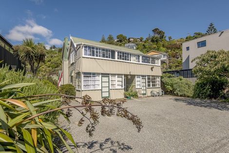 Photo of property in 4 Marriner Street, Sumner, Christchurch, 8081