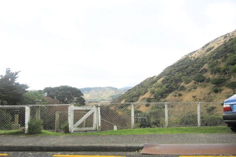 Photo of property in 66 Tilley Road, Paekakariki, 5034