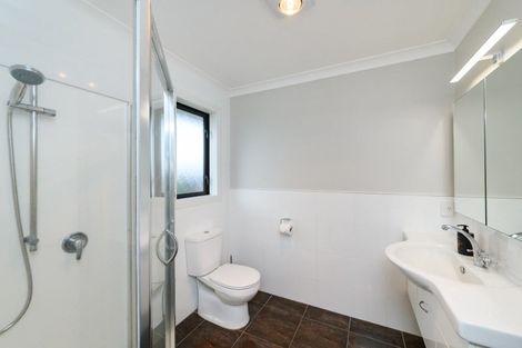 Photo of property in 25 Trump Place, Kelvin Grove, Palmerston North, 4414