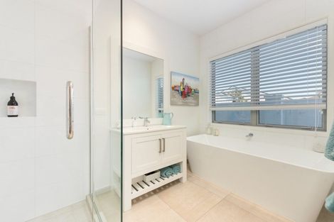 Photo of property in 1 Astelia Lane, Papamoa Beach, Papamoa, 3118