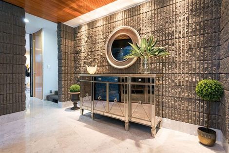 Photo of property in 32 Seatoun Heights Road, Seatoun, Wellington, 6022