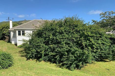 Photo of property in 33 Coates Street, Tawa, Wellington, 5028