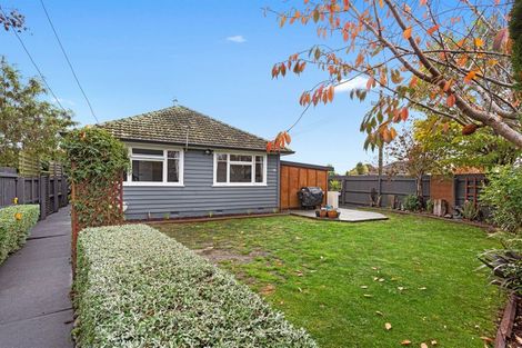 Photo of property in 98 Northcote Road, Northcote, Christchurch, 8052
