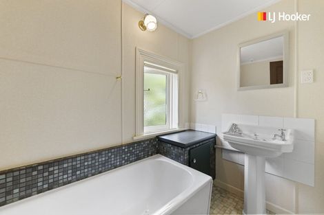 Photo of property in 504 Queens Drive, Dunedin Central, Dunedin, 9016