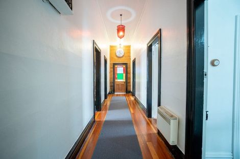 Photo of property in 35 Waldegrave Street, Palmerston North, 4410