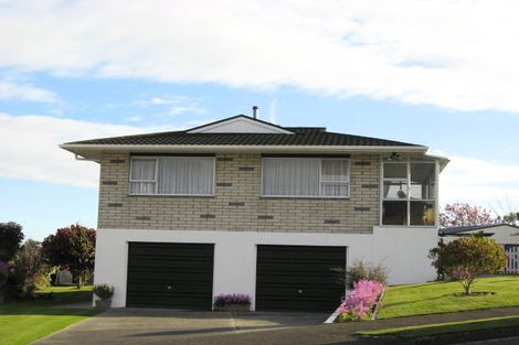 Photo of property in 16 Burn Street, Levin, 5510