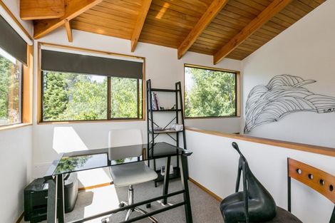 Photo of property in 2 Kopanga Road, Havelock North, 4130