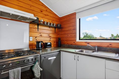 Photo of property in 203a Parkhurst Road, Parakai, 0830